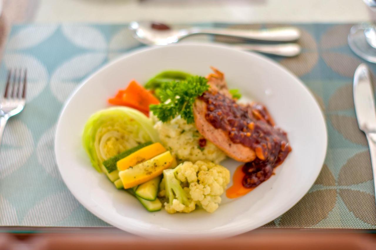Ara Beach Resort Mirissa Kültér fotó