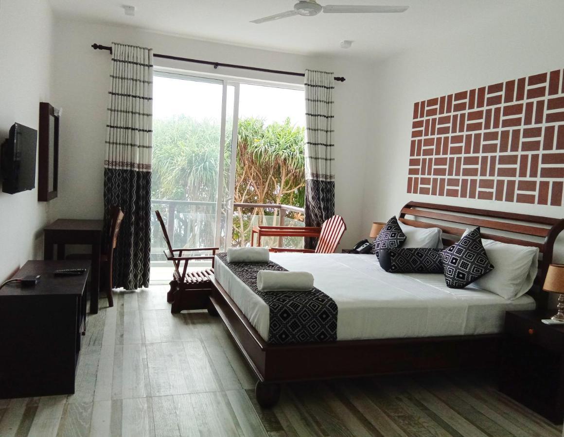 Ara Beach Resort Mirissa Kültér fotó