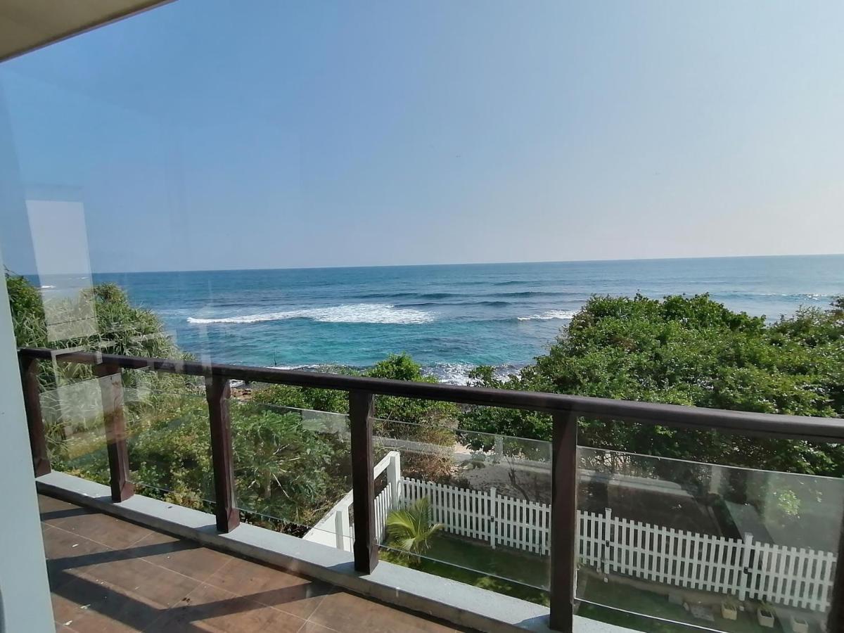Ara Beach Resort Mirissa Kültér fotó