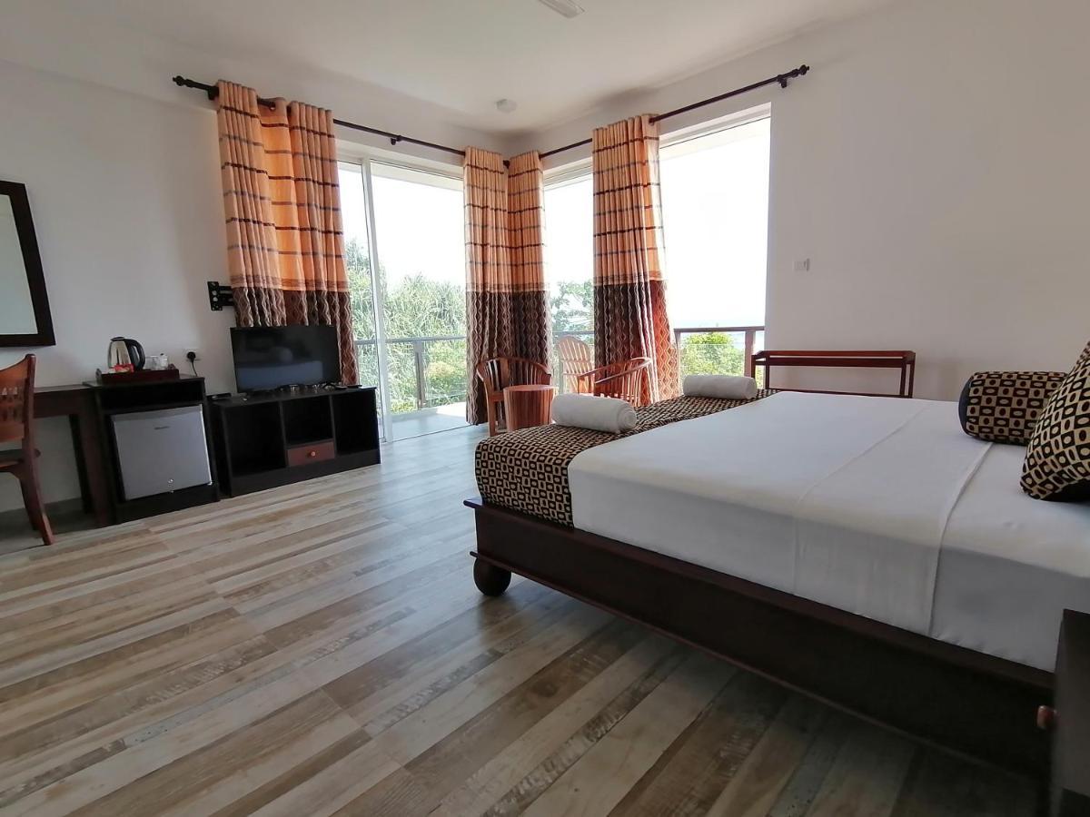 Ara Beach Resort Mirissa Kültér fotó
