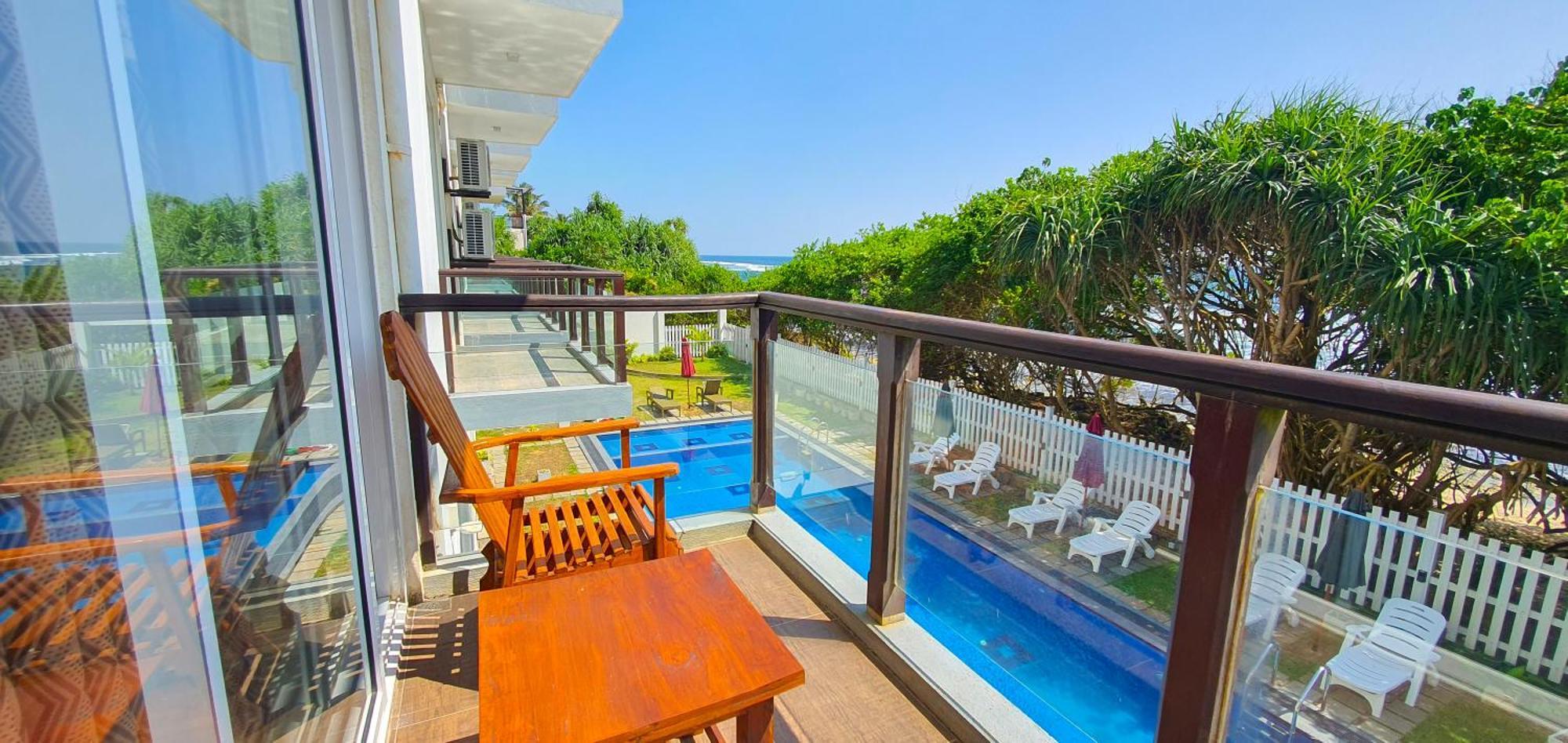 Ara Beach Resort Mirissa Kültér fotó